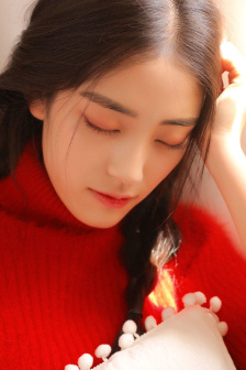 女班长给我们看她的小积积作文